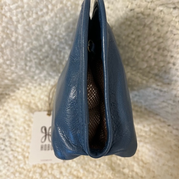 HOBO 100% leather cosmetic pouch with mesh pockets. NWT - Picture 9 of 10